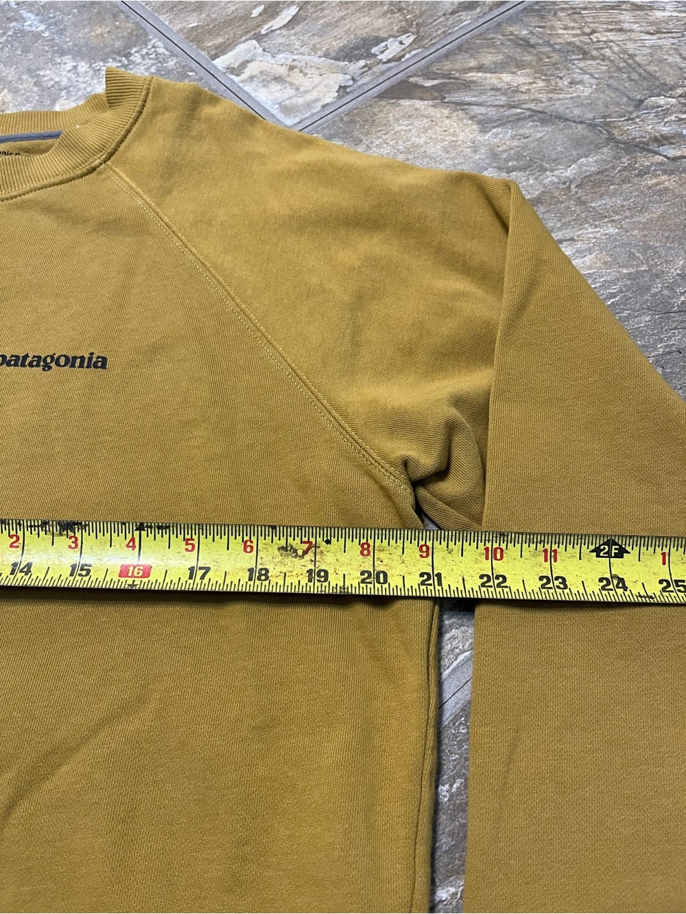 Patagonia P-6 Logo Uprisal Crew Sweatshirt Yellow Organic Cotton Mens Medium - Picture 5 of 6